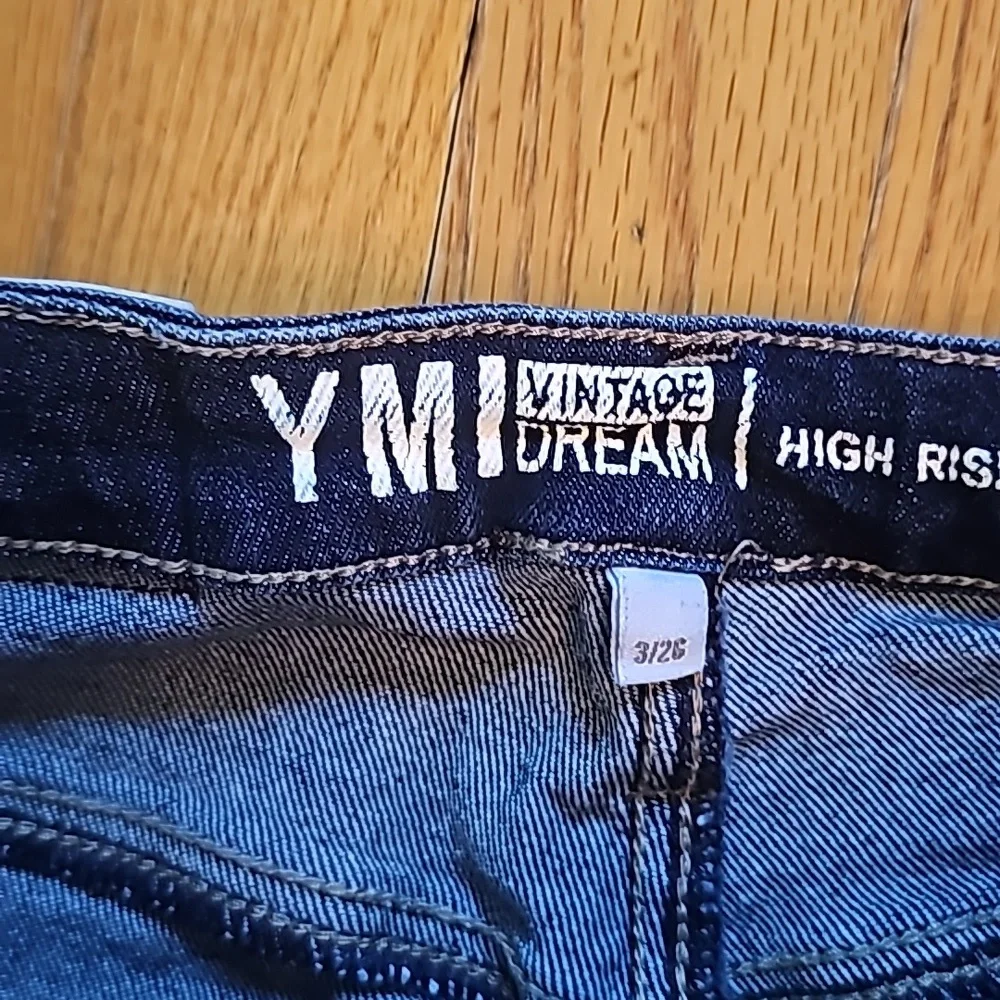 YMI Vintage Dream Jeans High-Rise Ankle Flare/Dream Fit size 3/26